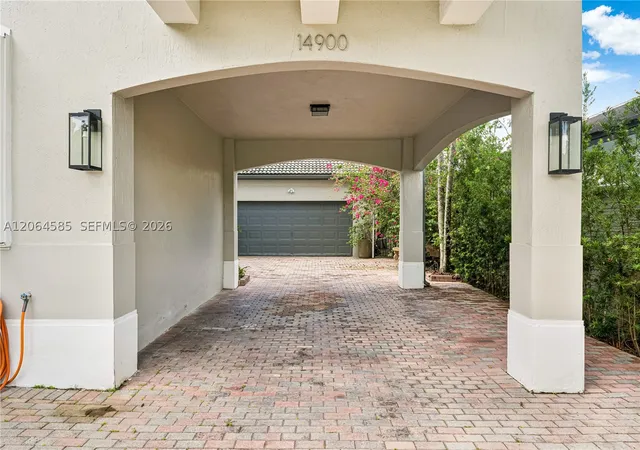 Photo 4 of Single family home for sale at 14900 Sw 10Th St, Miami, FL 33194 | MLS# A12064585 | Listing updated on 2026-09-01