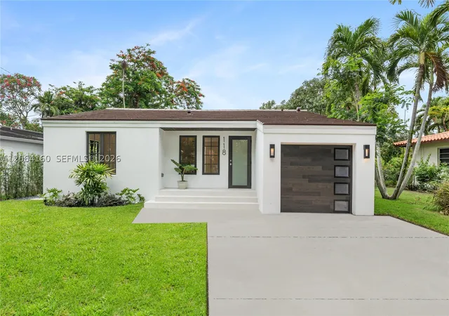 Photo 1 of Sale Pending at 118 Sarto Ave, Coral Gables, FL 33134 | MLS# A12064160 | Listing updated on 2026-09-04