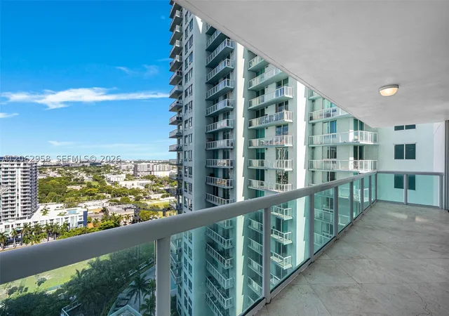 Condo for sale at 1800 N Bayshore Dr #2410, Miami, FL 33132 | MLS# A12062958