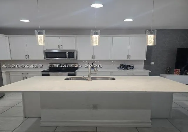 Photo 4 of Single family home for sale at 10111 Akenside Dr, Boca Raton, FL 33428 | MLS# A12064423 | Listing updated on 2026-08-31