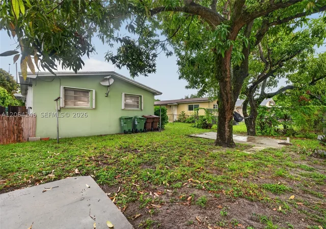 Photo 3 of Multi family home for sale at 210 E 10th St, Hialeah, FL 33010 | MLS# A12064146 | Listing updated on 2026-09-02