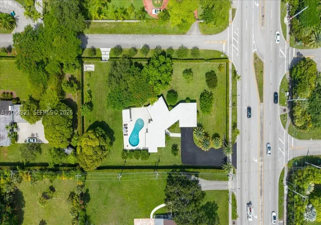 Photo 3 of Single family home for sale at 7240 Sunset Dr, Miami, FL 33143 | MLS# A12064321 | Listing updated on 2026-09-12