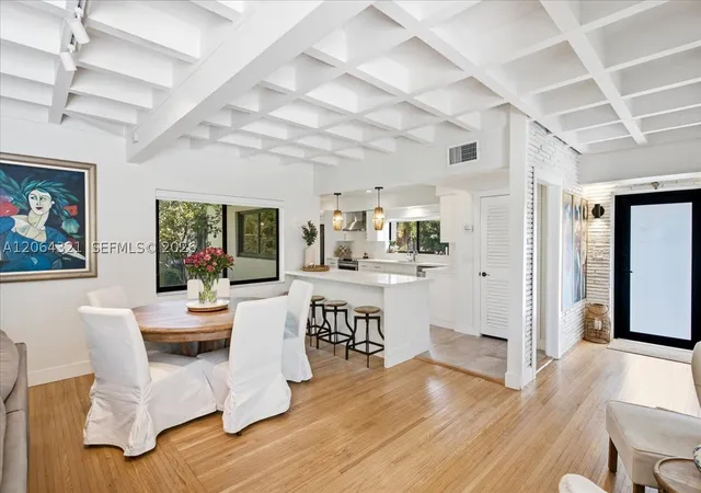Photo 4 of Single family home for sale at 7240 Sunset Dr, Miami, FL 33143 | MLS# A12064321 | Listing updated on 2026-09-12