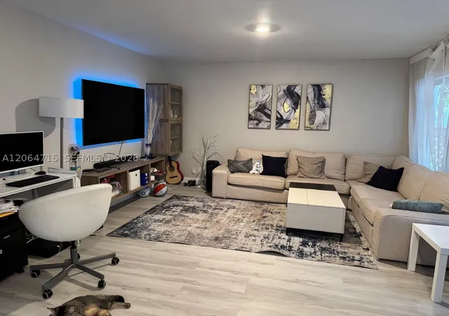 Photo 26 of Townhouse for sale at 11008 Mainsail Dr, Cooper City, FL 33026 | MLS# A12064715 | Listing updated on 2026-10-05