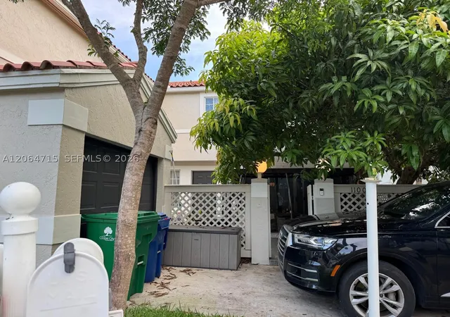 Photo 2 of Townhouse for sale at 11008 Mainsail Dr, Cooper City, FL 33026 | MLS# A12064715 | Listing updated on 2026-08-31
