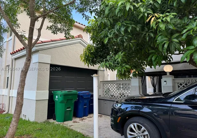 Photo 3 of Townhouse for sale at 11008 Mainsail Dr, Cooper City, FL 33026 | MLS# A12064715 | Listing updated on 2026-08-31