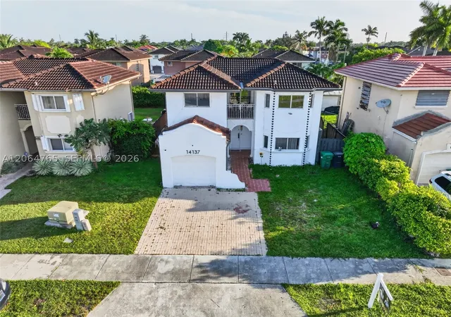 Photo 3 of Single family home for sale at 14137 Sw 164th Ter, Miami, FL 33177 | MLS# A12064765 | Listing updated on 2026-09-14