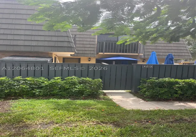 Photo 1 of Townhouse for sale at 4213 42nd Way, West Palm Beach, FL 33407 | MLS# A12064801 | Listing updated on 2026-09-10