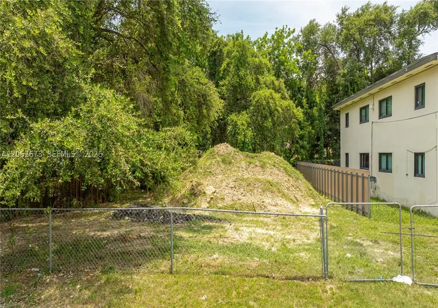 Photo 3 of Land for sale at 28 Nw 76Th St, Miami, FL 33150 | MLS# A12062673 | Listing updated on 2026-09-23