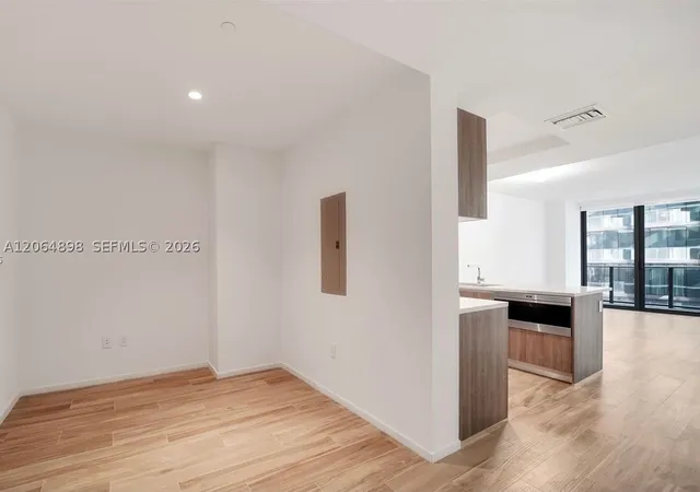 Photo 1 of Condo for sale at 801 S Miami Ave #1807, Miami, FL 33130 | MLS# A12064898 | Listing updated on 2026-09-07