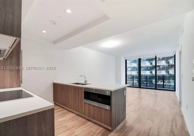 Photo 2 of Condo for sale at 801 S Miami Ave #1807, Miami, FL 33130 | MLS# A12064898 | Listing updated on 2026-09-07
