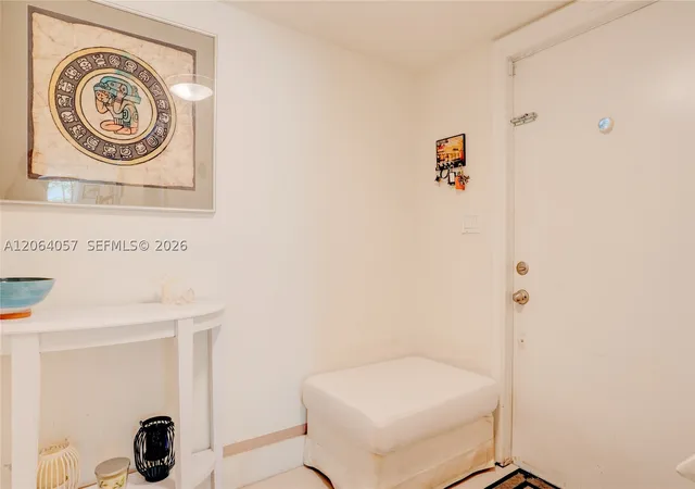 Photo 3 of Townhouse for sale at 2307 Ne 7th St #40, Hallandale Beach, FL 33009 | MLS# A12064057 | Listing updated on 2026-09-14