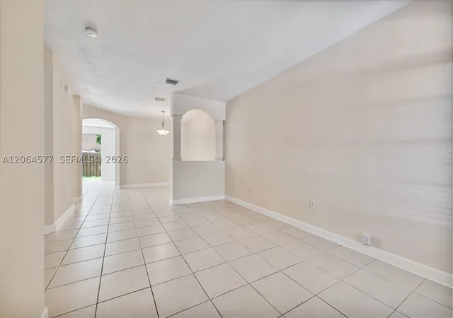 Photo 2 of Townhouse for sale at 1427 Se 25th Ave, Homestead, FL 33035 | MLS# A12064577 | Listing updated on 2026-08-28
