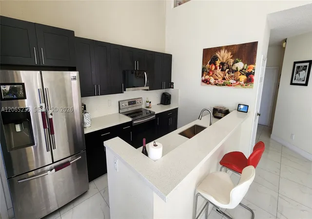 Photo 1 of Single family home for sale at 10702 Pelican Dr, Wellington, FL 33414 | MLS# A12065236 | Listing updated on 2026-09-22