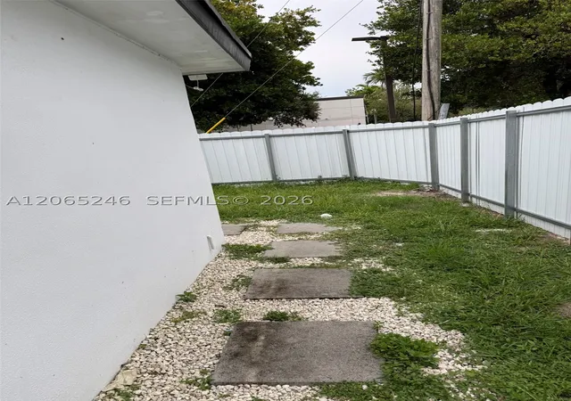 Photo 3 of Single family home for sale at 331 Nw 39th Ave, Lauderhill, FL 33311 | MLS# A12065246 | Listing updated on 2026-09-10
