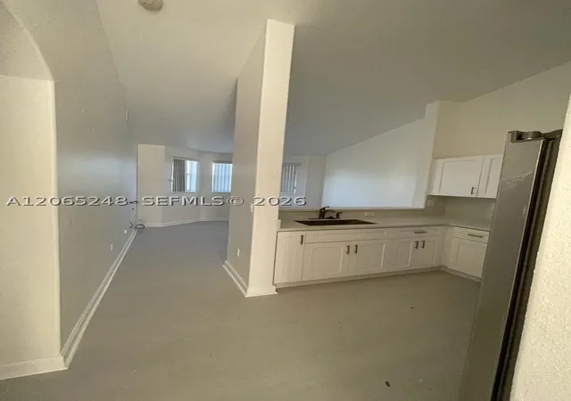 Photo 4 of Condo for sale at 2903 Se 17Th Ave #206, Homestead, FL 33035 | MLS# A12065248 | Listing updated on 2026-09-30