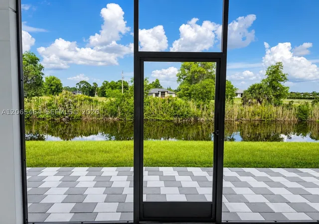 Photo 2 of Sale Pending at 4337 36th Ave, Cape Coral, FL 33993 | MLS# A12065464 | Listing updated on 2026-09-15