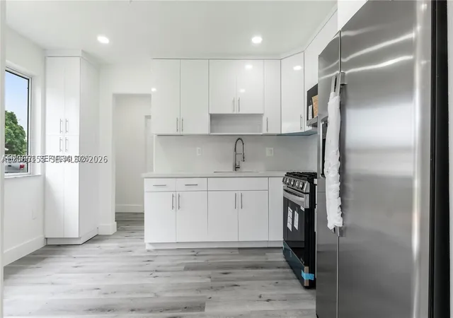 Photo 3 of Single family home for sale at 2301 Nw 191st St, Miami Gardens, FL 33056 | MLS# A12065155 | Listing updated on 2026-09-14
