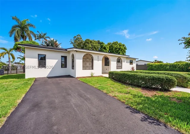 Single family home for sale at 6514 Sw 107Th Pl, Miami, FL 33173 | MLS# A12062751