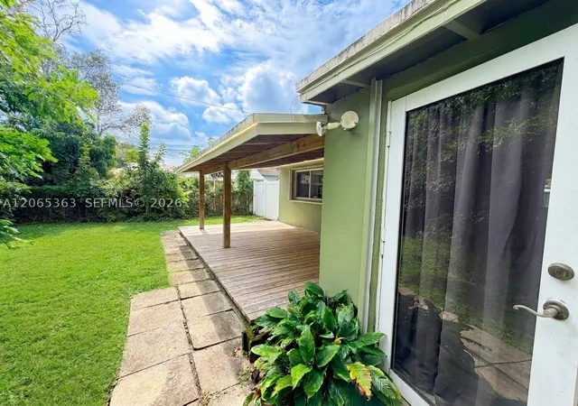 Photo 3 of Single family home for sale at 6831 Farragut St, Hollywood, FL 33024 | MLS# A12065363 | Listing updated on 2026-09-15