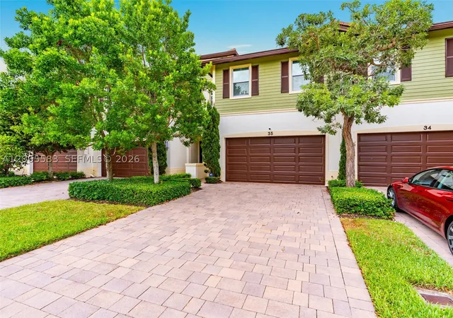 Photo 3 of Townhouse for sale at 22936 Clear Echo Dr #35, Boca Raton, FL 33433 | MLS# A12065583 | Listing updated on 2026-09-30