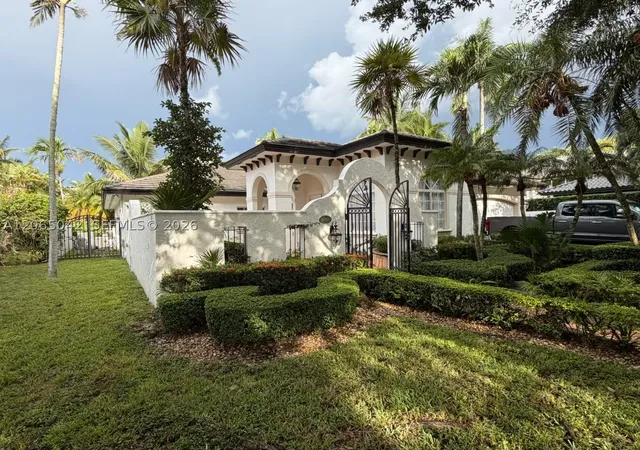 Photo 2 of Single family home for sale at 15901 Nw 83rd Pl, Miami Lakes, FL 33016 | MLS# A12065042 | Listing updated on 2026-09-01