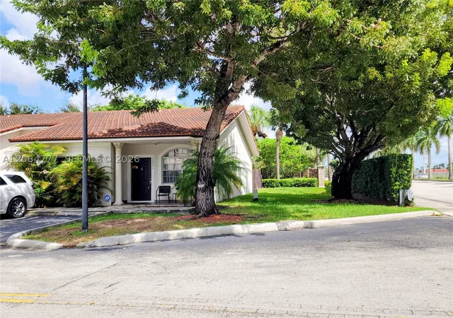 Townhouse for sale at 13701 169th Ter, Miami, FL 33177 | MLS# A12064777