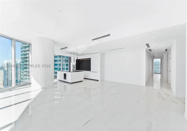 Photo 3 of Condo for sale at 300 Biscayne Blvd Way #3507, Miami, FL 33131 | MLS# A12064905 | Listing updated on 2026-09-11