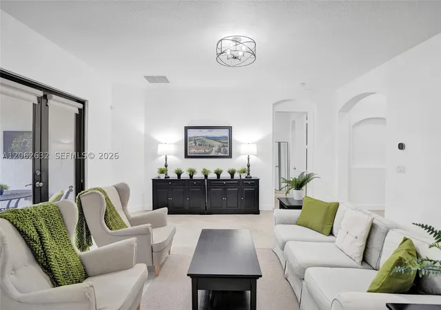 Photo 3 of Single family home for sale at 9000 Lakeview Pl, Parkland, FL 33076 | MLS# A12062632 | Listing updated on 2026-09-13