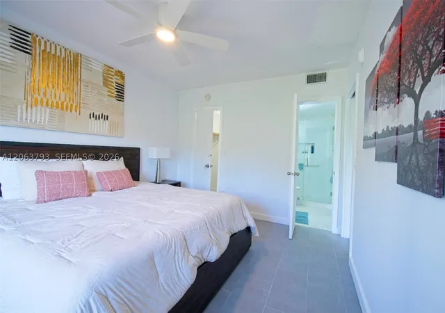 Photo 3 of Sale Pending at 1540 Meridian Ave #3G, Miami Beach, FL 33139 | MLS# A12063793 | Listing updated on 2026-09-24