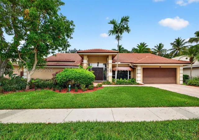 Photo 3 of Single family home for sale at 581 Nw 110th Ave, Plantation, FL 33324 | MLS# A12065710 | Listing updated on 2026-09-12