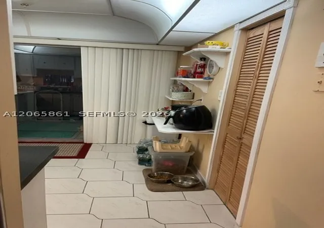 Photo 3 of Condo for sale at 3777 Nw 78th Ave #10G, Davie, FL 33024 | MLS# A12065861 | Listing updated on 2026-09-04