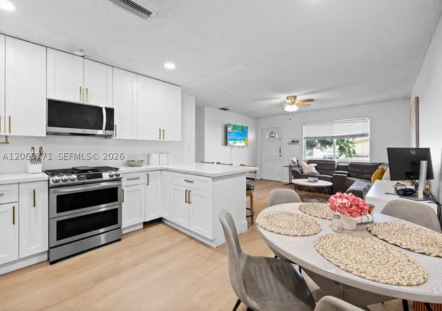 Photo 3 of Single family home for sale at 8921 Nw 26th Pl, Sunrise, FL 33322 | MLS# A12065771 | Listing updated on 2026-09-08