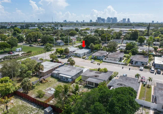 Photo 3 of Multi family home for sale at 1004 Sw 24th Ave, Fort Lauderdale, FL 33312 | MLS# A12064989 | Listing updated on 2026-08-31