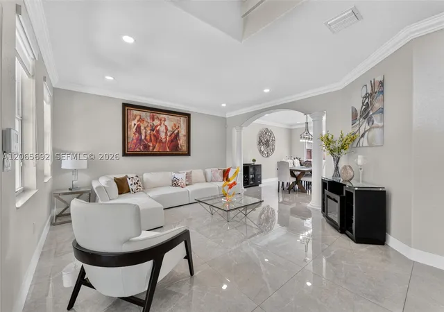 Photo 3 of Sale Pending at 1051 Sw 144Th Pl, Miami, FL 33184 | MLS# A12065692 | Listing updated on 2026-09-23