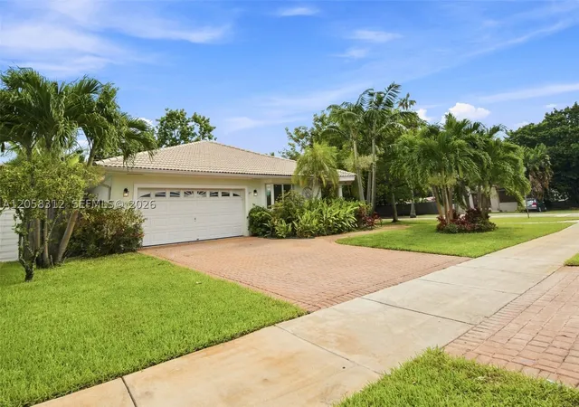 Photo 2 of Sale Pending at 701 Westward Dr, Miami Springs, FL 33166 | MLS# A12058312 | Listing updated on 2026-09-10