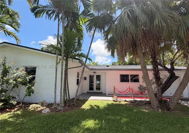 Photo 2 of Single family home for sale at 9934 Sw 195th St, Cutler Bay, FL 33157 | MLS# A12066371 | Listing updated on 2026-09-08