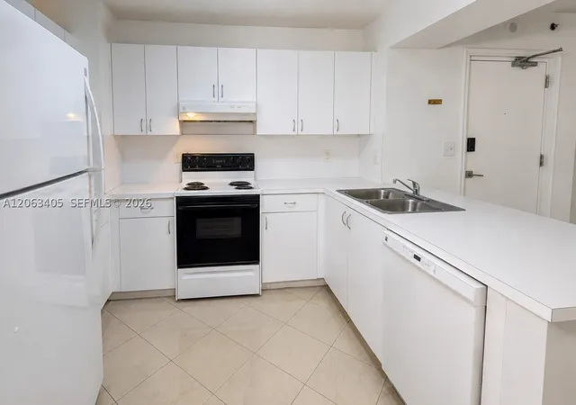 Photo 3 of Condo for sale at 104 Sw 9th St #1403, Miami, FL 33130 | MLS# A12063405 | Listing updated on 2026-09-04