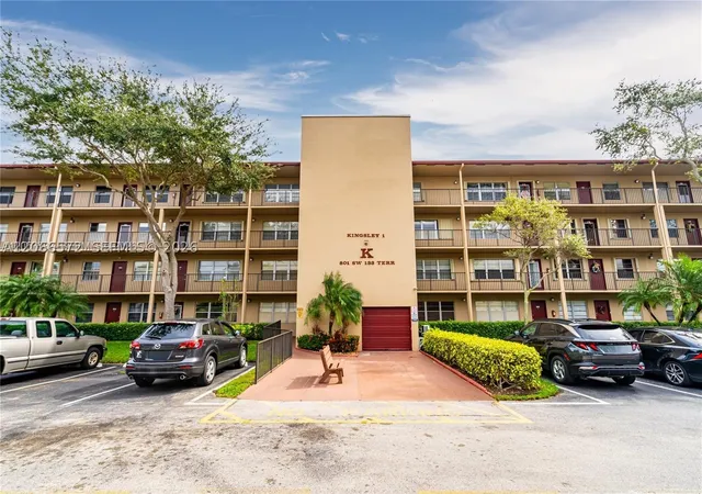 Photo 3 of Condo for sale at 801 Sw 133rd Ter #118K, Pembroke Pines, FL 33027 | MLS# A12066572 | Listing updated on 2026-09-09