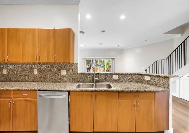Photo 3 of Townhouse for sale at 2929 Sw 18th Terrace, Fort Lauderdale, FL 33315 | MLS# A12066677 | Listing updated on 2026-09-07