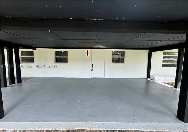 Photo 3 of Single family home for sale at 4715 Sw 23rd St, Fort Lauderdale, FL 33317 | MLS# A12060638 | Listing updated on 2026-09-11