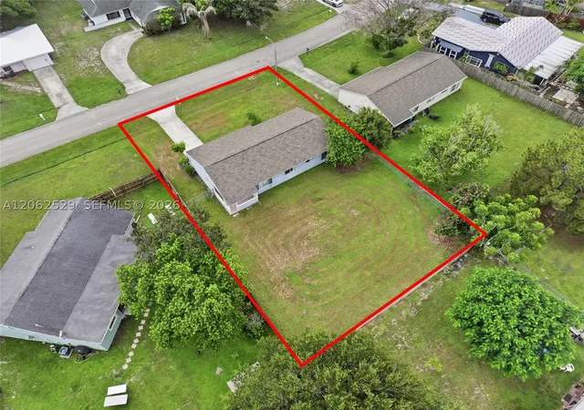 Photo 30 of Sale Pending at 205 Sw Kentwood Rd, Port St Lucie, FL 34953 | MLS# A12062529 | Listing updated on 2026-09-14