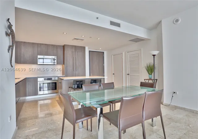 Photo 2 of Sale Pending at 88 Sw 7th St #3805, Miami, FL 33130 | MLS# A12064639 | Listing updated on 2026-09-03