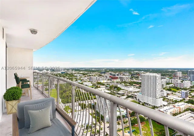Photo 2 of Condo for sale at 1750 N Bayshore Dr #PH-5309, Miami, FL 33132 | MLS# A12065944 | Listing updated on 2026-09-01