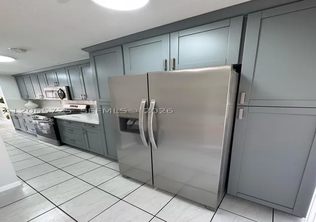 Photo 3 of Townhouse for sale at 832 Nw 81st Way #9, Plantation, FL 33324 | MLS# A12065725 | Listing updated on 2026-10-05