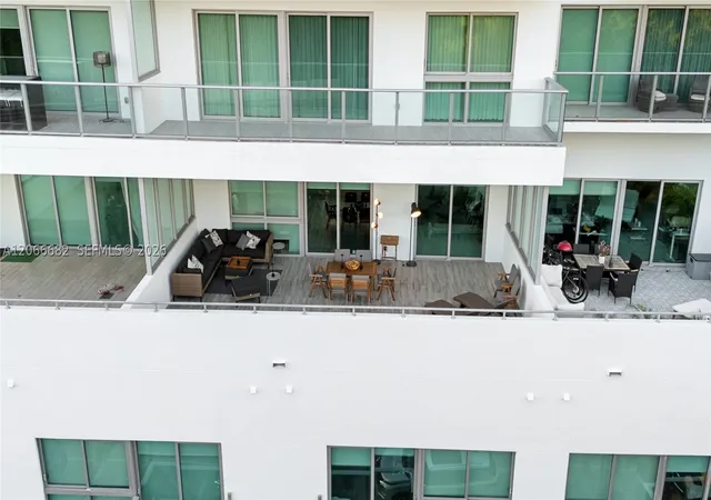 Photo 3 of Condo for sale at 1600 Sw 1St Ave #307, Miami, FL 33129 | MLS# A12066682 | Listing updated on 2026-09-02