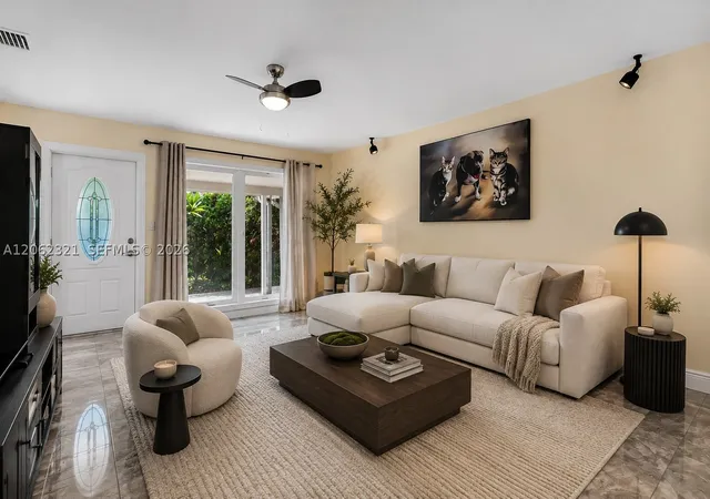 Photo 3 of Single family home for sale at 2115 Ne 15th Ave, Wilton Manors, FL 33305 | MLS# A12062321 | Listing updated on 2026-08-31