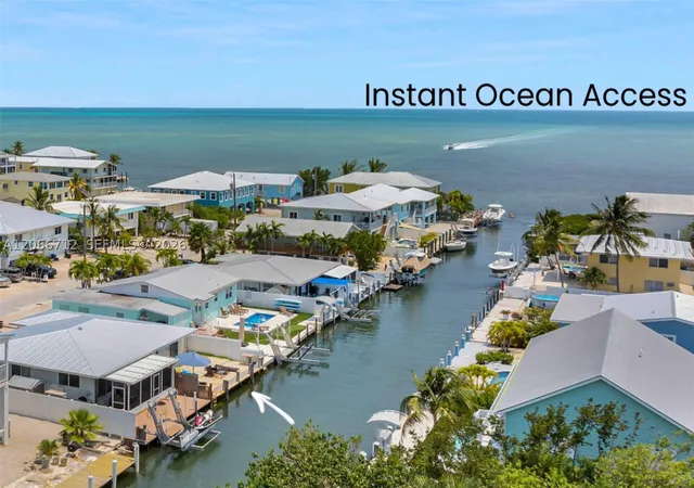 Photo 1 of Single family home for sale at 427 89th Street Ocean, Marathon, FL 33050 | MLS# A12066712 | Listing updated on 2026-08-28