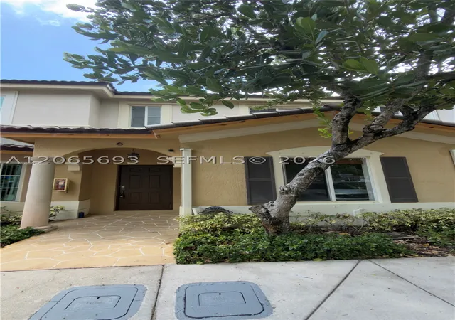 Townhouse for sale at 8986 W Flagler St #6, Miami, FL 33174 | MLS# A12065693