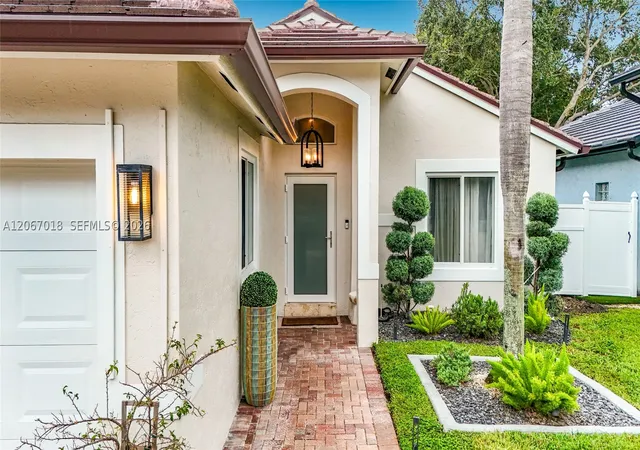 Photo 3 of Sale Pending at 16523 Sapphire St, Weston, FL 33331 | MLS# A12067018 | Listing updated on 2026-08-28